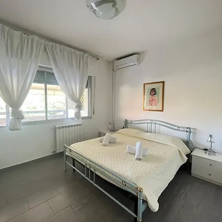 Imperiale Apartment Tirrenia Exterior photo