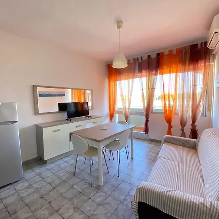 Imperiale Apartment Tirrenia Exterior photo